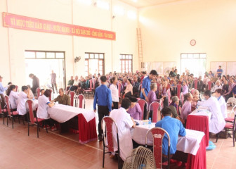 Bệnh viện A Thái Nguyên tổ chức đoàn công tác khám chữa bệnh và cấp thuốc miễn phí cho người cao tuổi tại xã Động Đạt, huyện Phú Lương