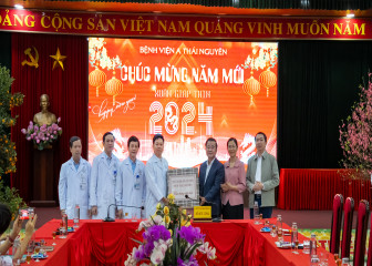 Lãnh đạo tỉnh thăm, động viên và chúc Tết tại Bệnh viện A Thái Nguyên